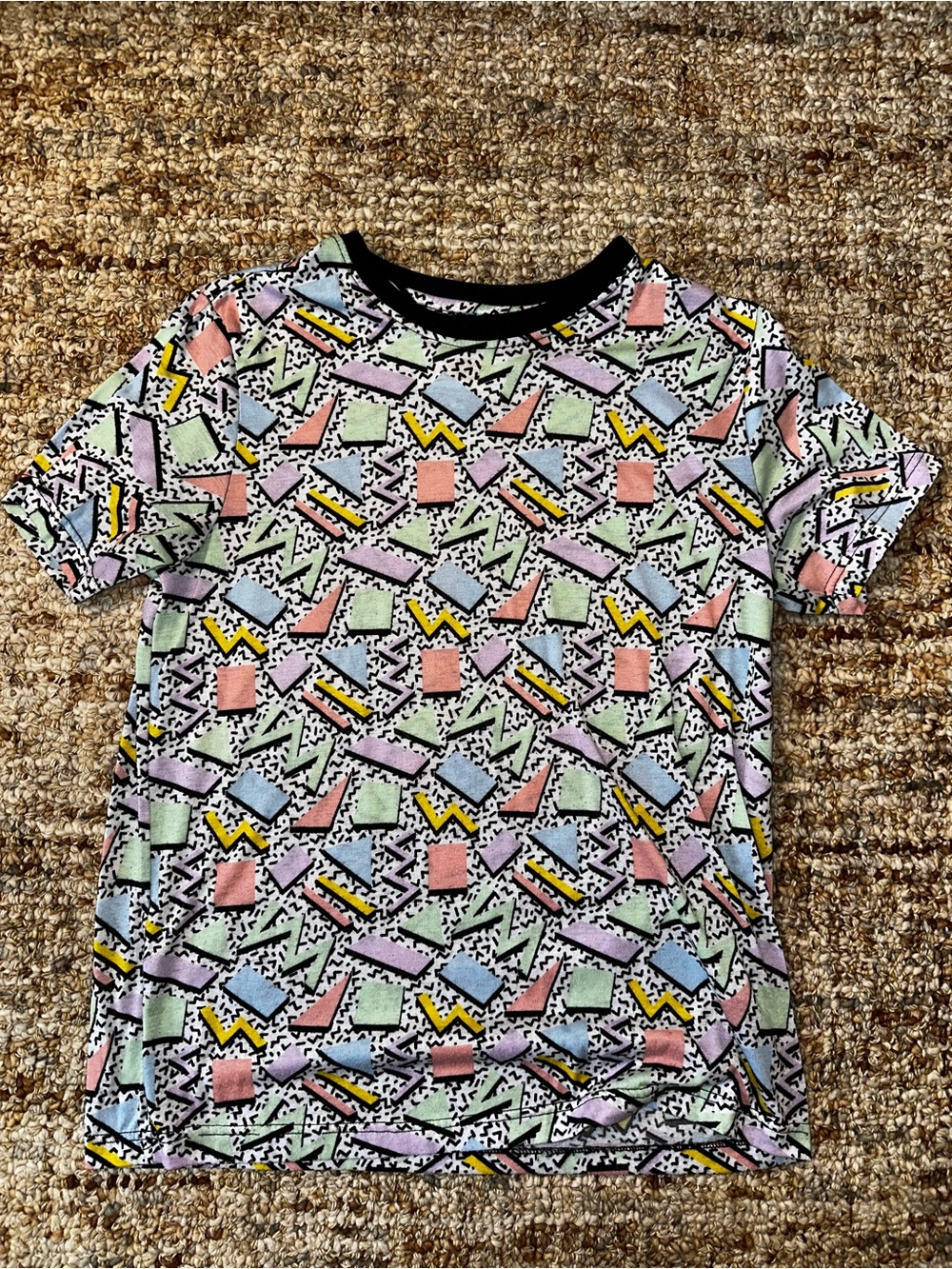 Oh snap! 🫰 “Fresh Prince” 90’s Geo Print T-Shirt - Multicolor